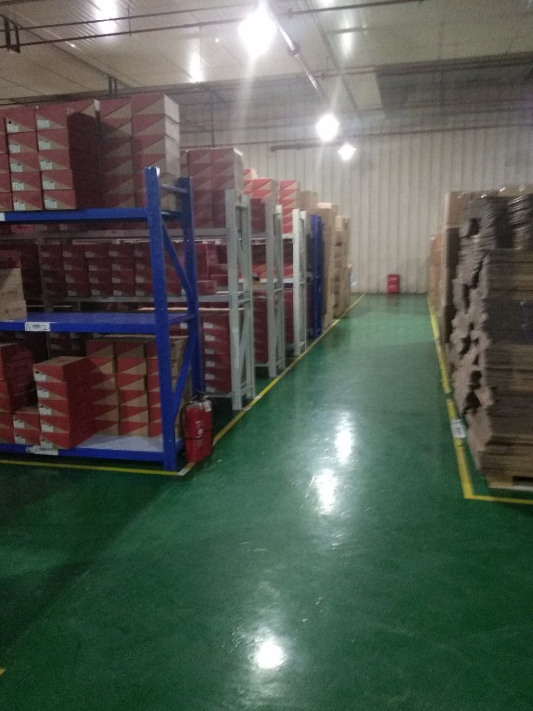 服裝的代發(fā)倉庫怎么樣？是怎么樣的操作？